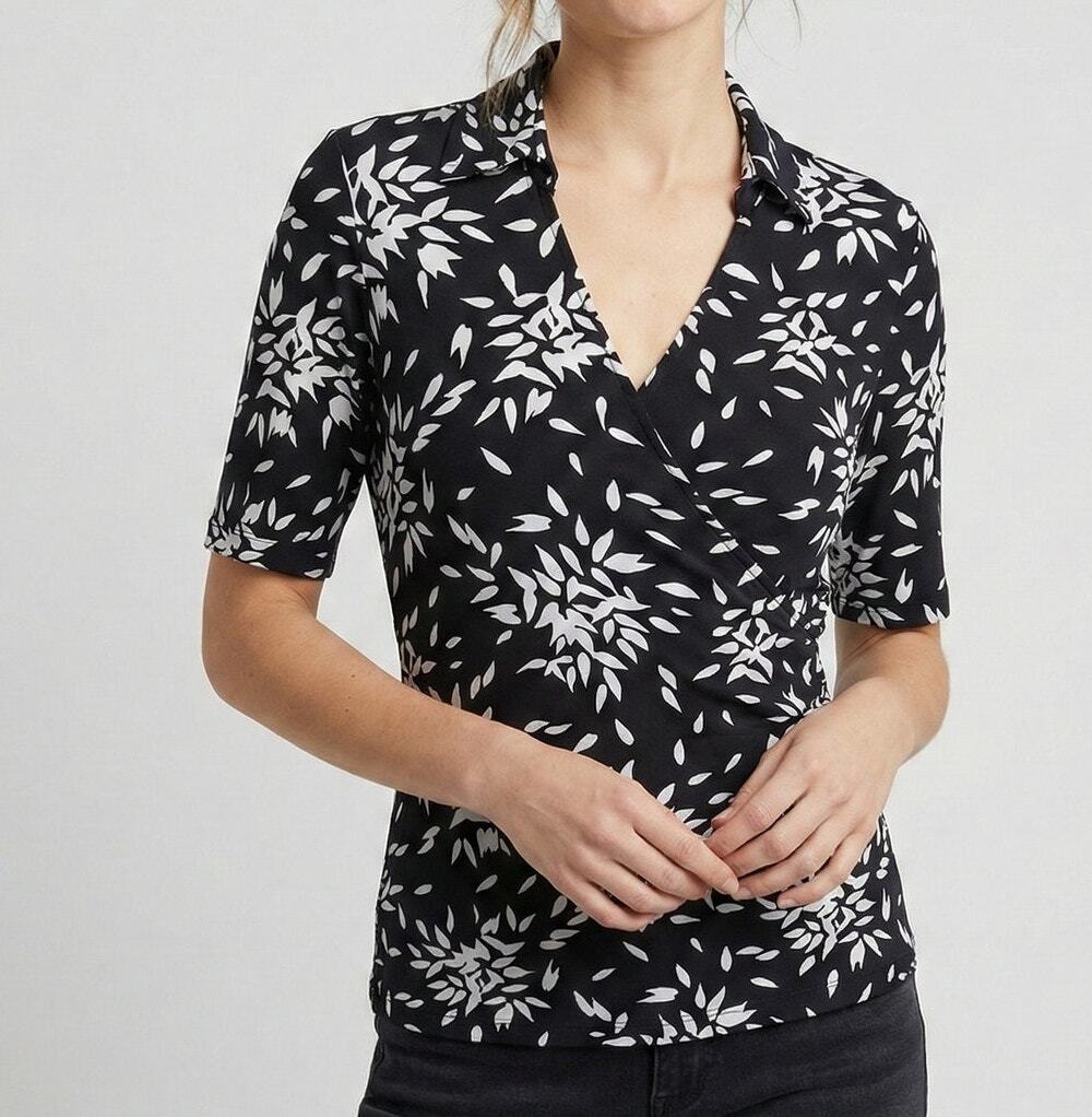 Merona Womens Medium Pullover Wrap Collared Top Short Sleeve Black White Print